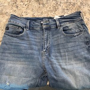 Kancan cigarette fit jeans NWT. Women’s size 15/31